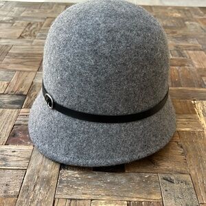Scala Pronto Gray 100% Wool Cloche Hat 57 cm